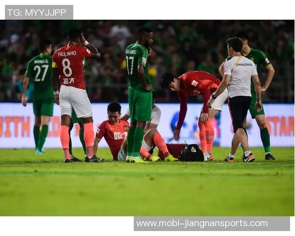 谢尔维重返赛场阿联酋第三级联赛首发失点引关注